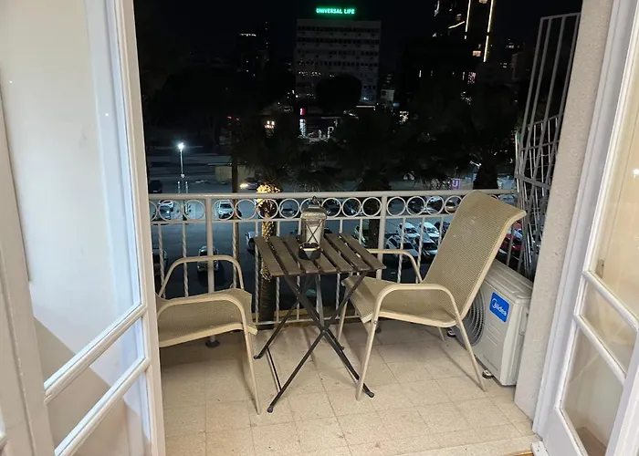 Venetian Walls شقة