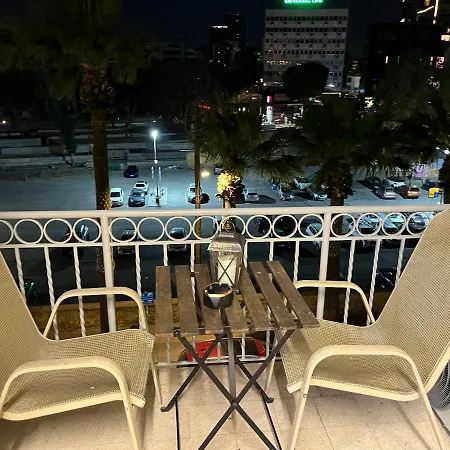 Venetian Walls 公寓 *